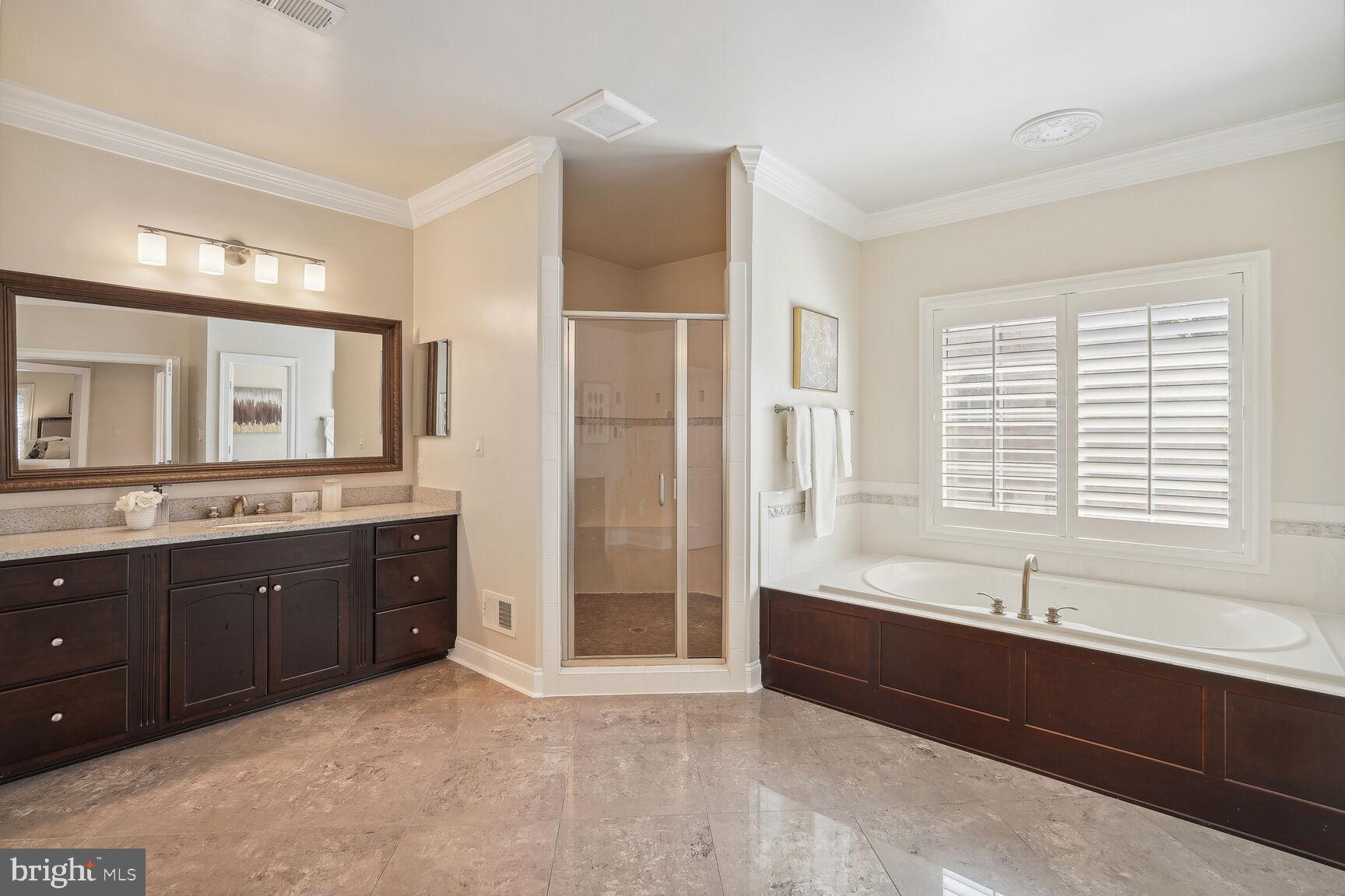 CHALICE CREST - Residential