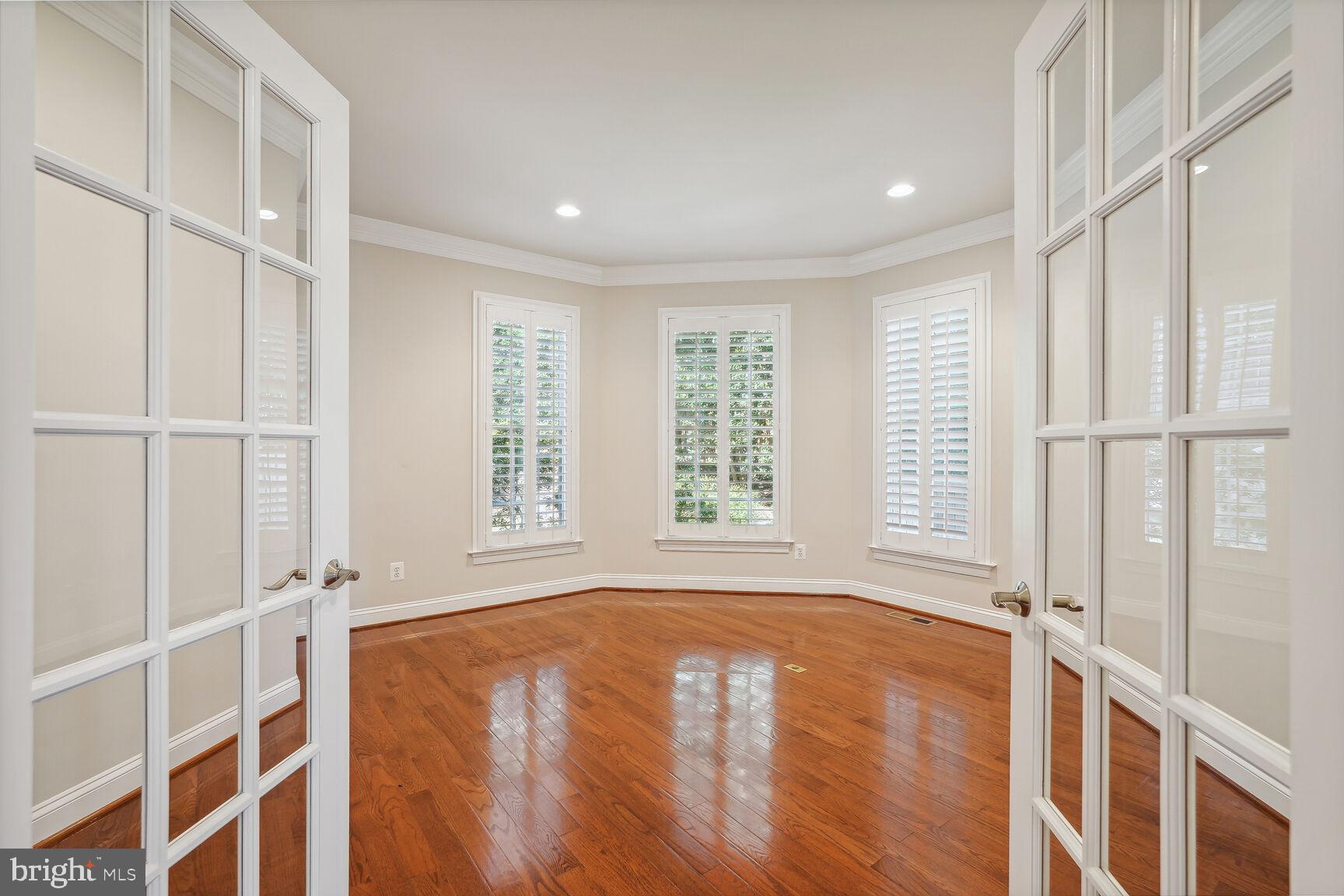 CHALICE CREST - Residential