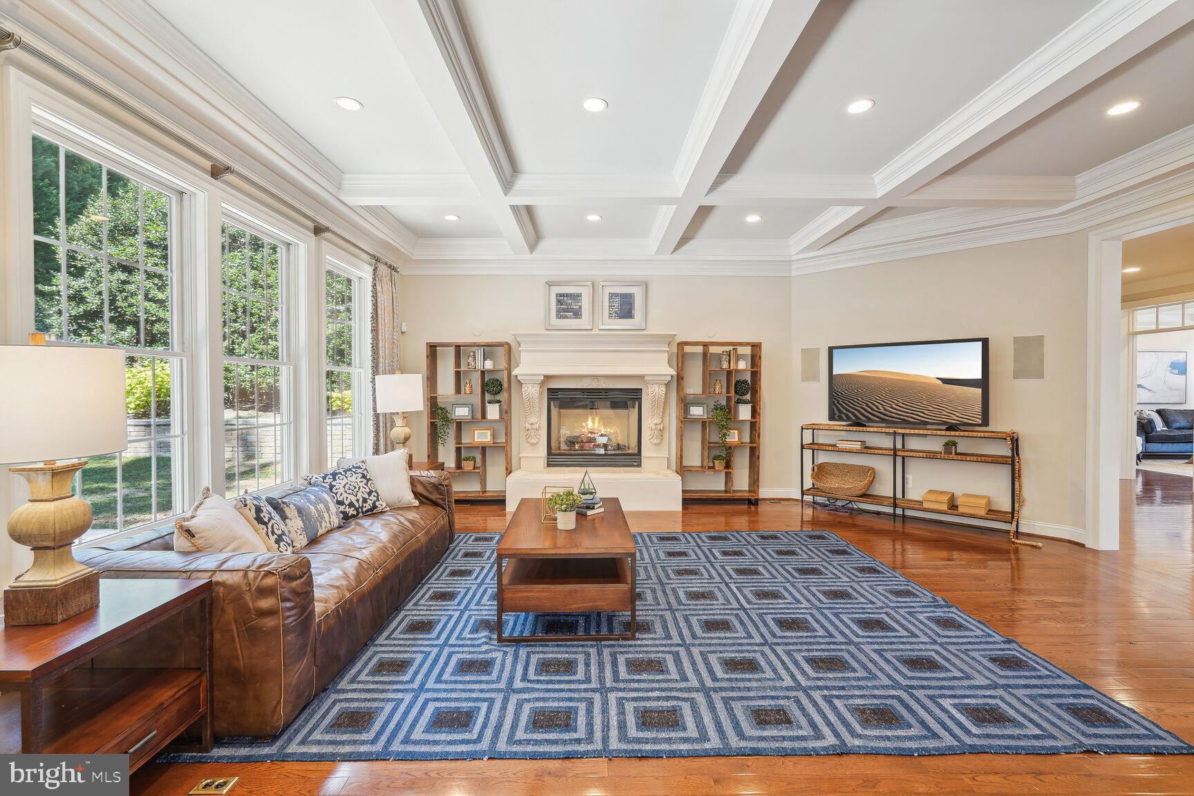 CHALICE CREST - Residential