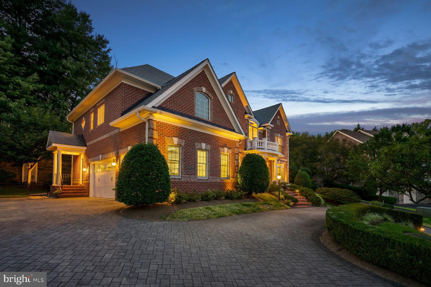 CHALICE CREST - Residential