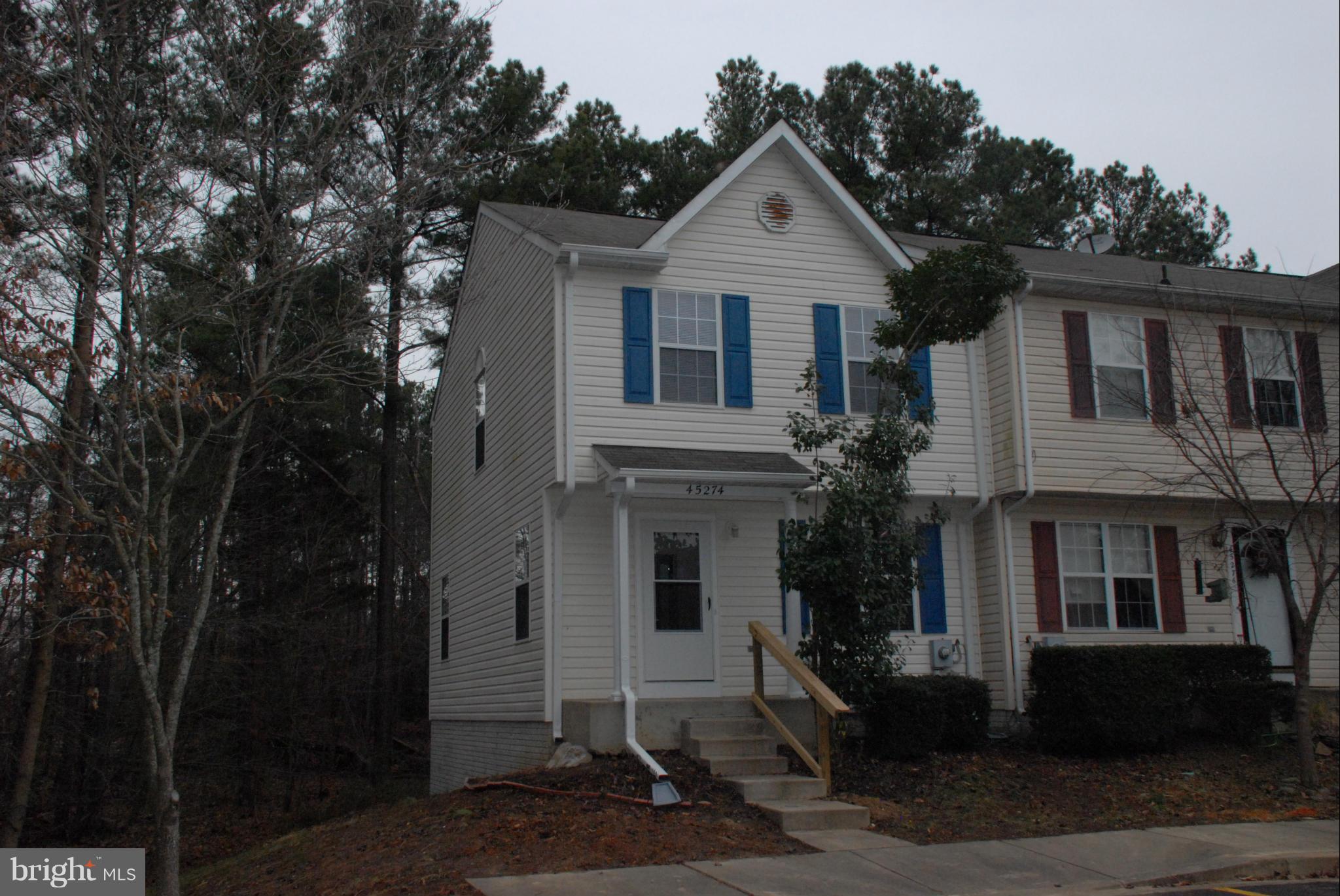 LAUREL GLEN - Residential