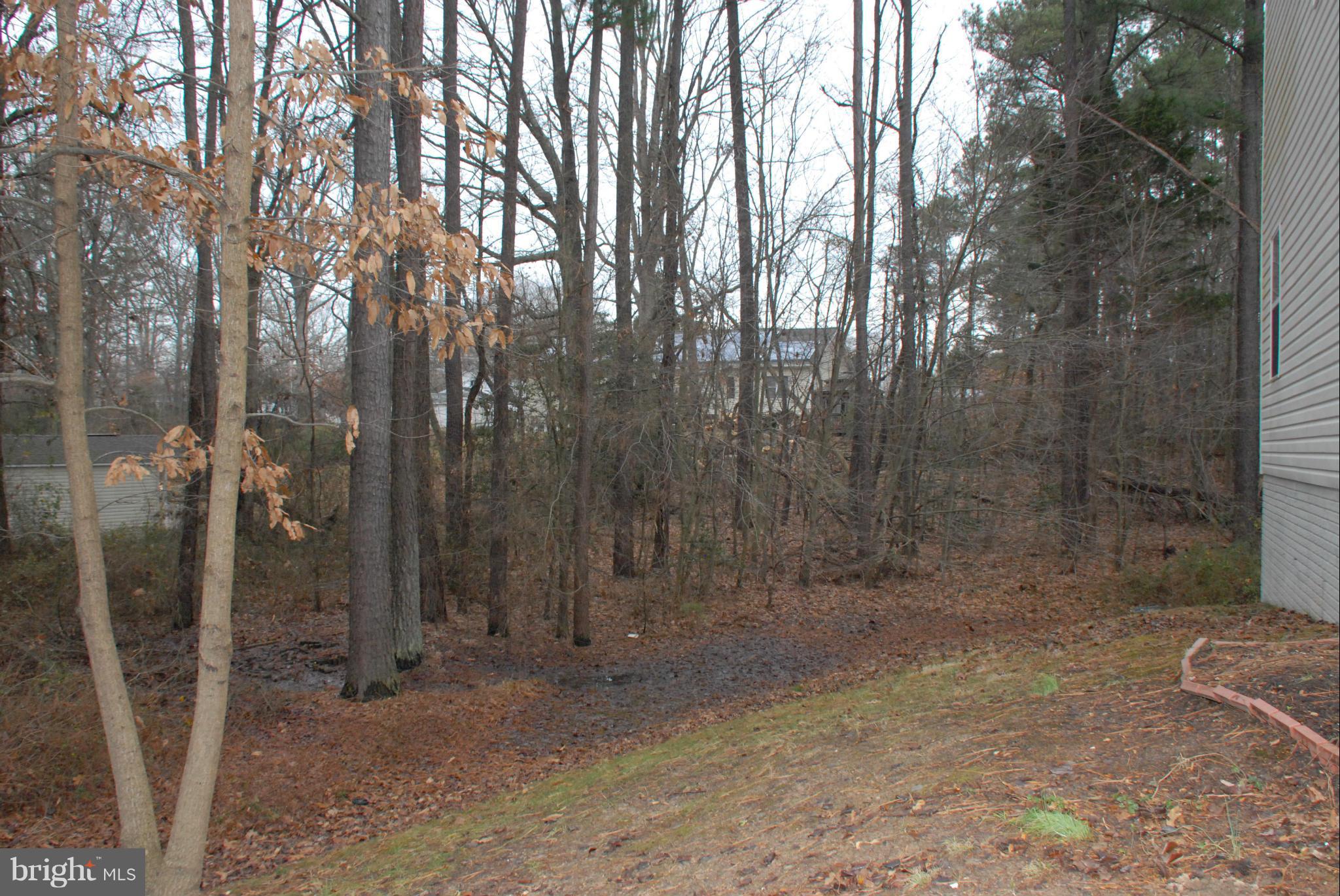 LAUREL GLEN - Residential