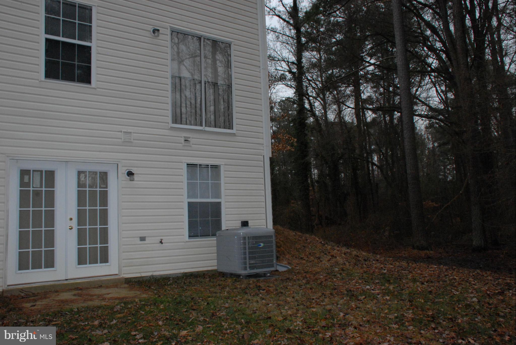 LAUREL GLEN - Residential