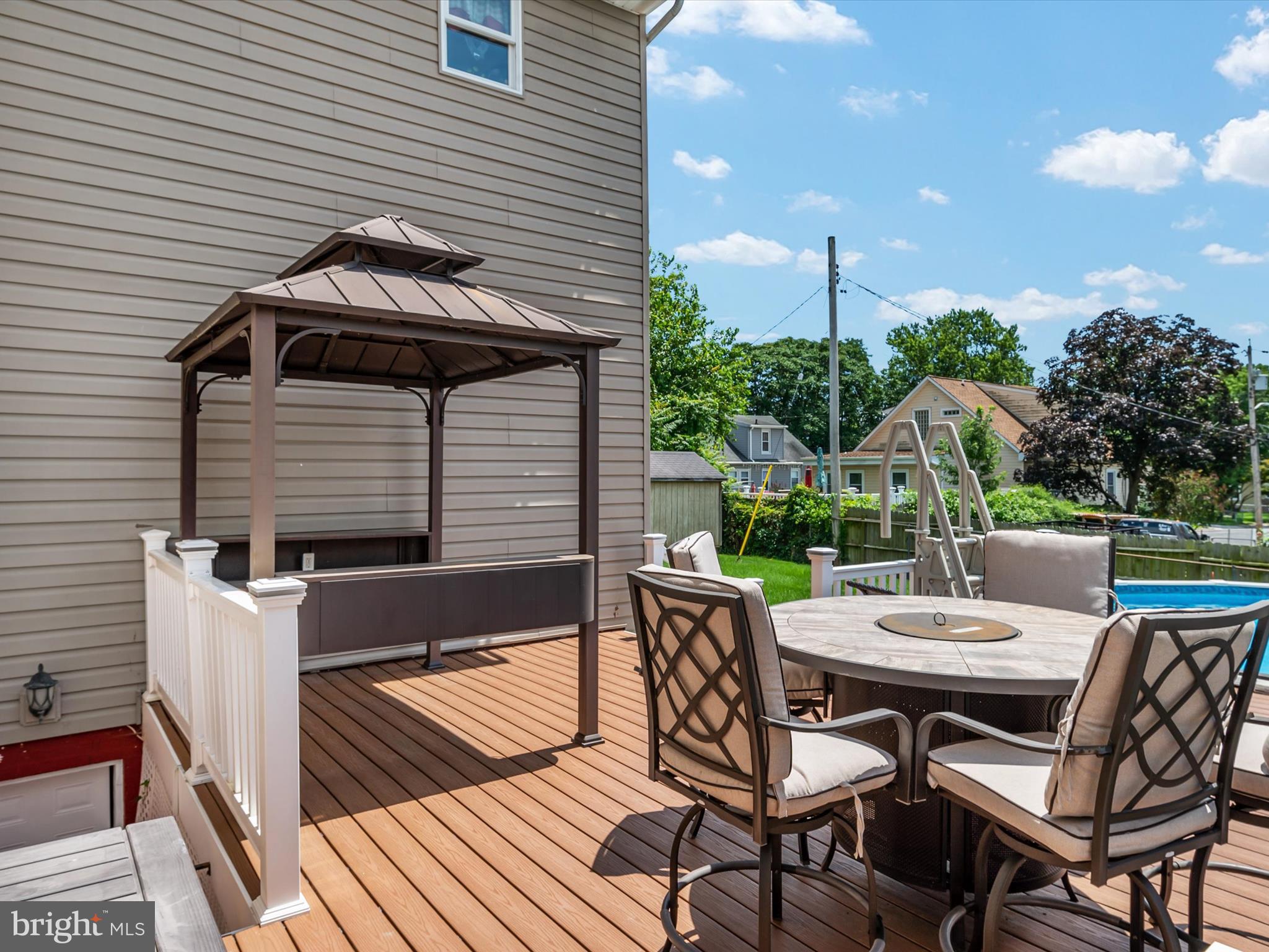 FERNDALE - Residential