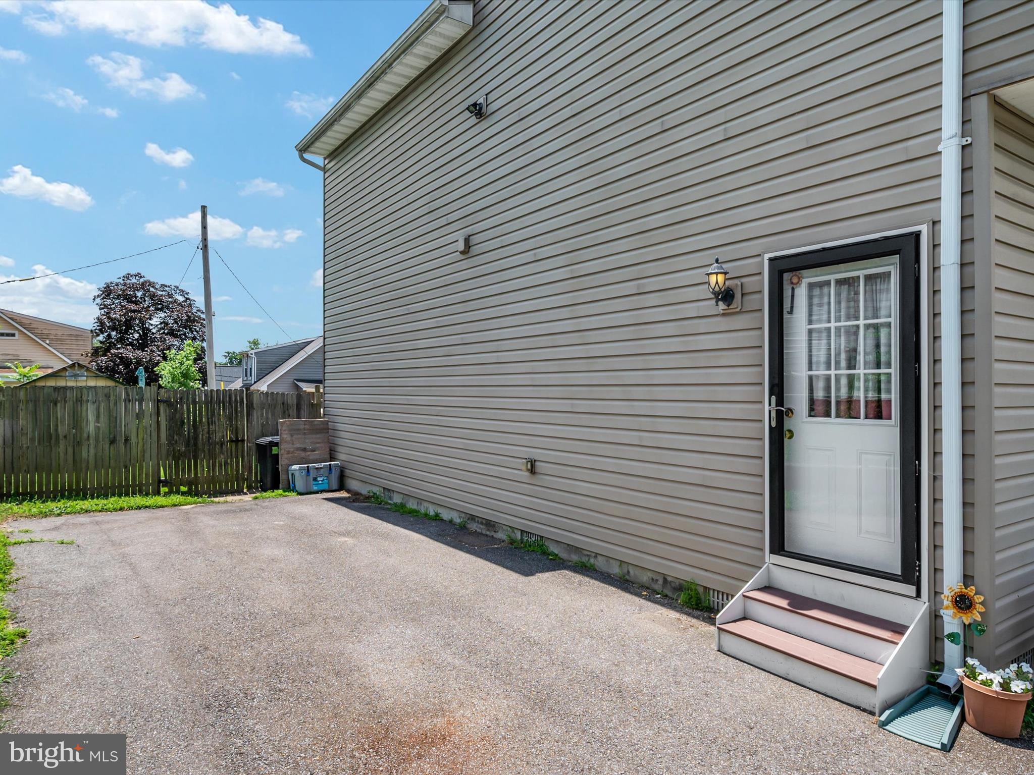 FERNDALE - Residential