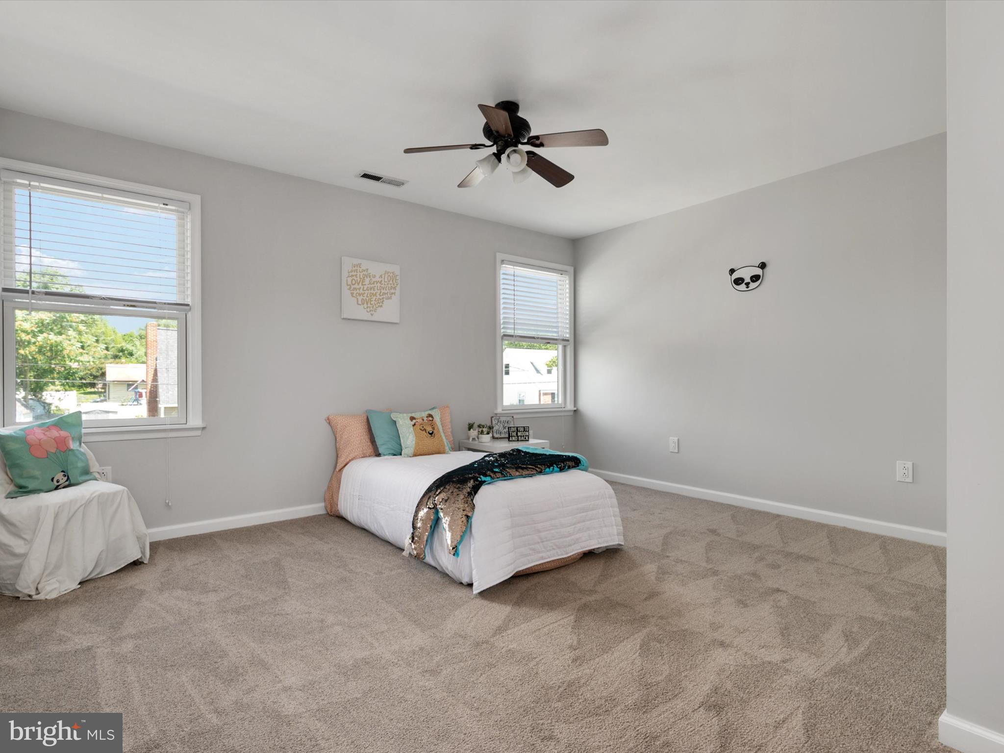 FERNDALE - Residential