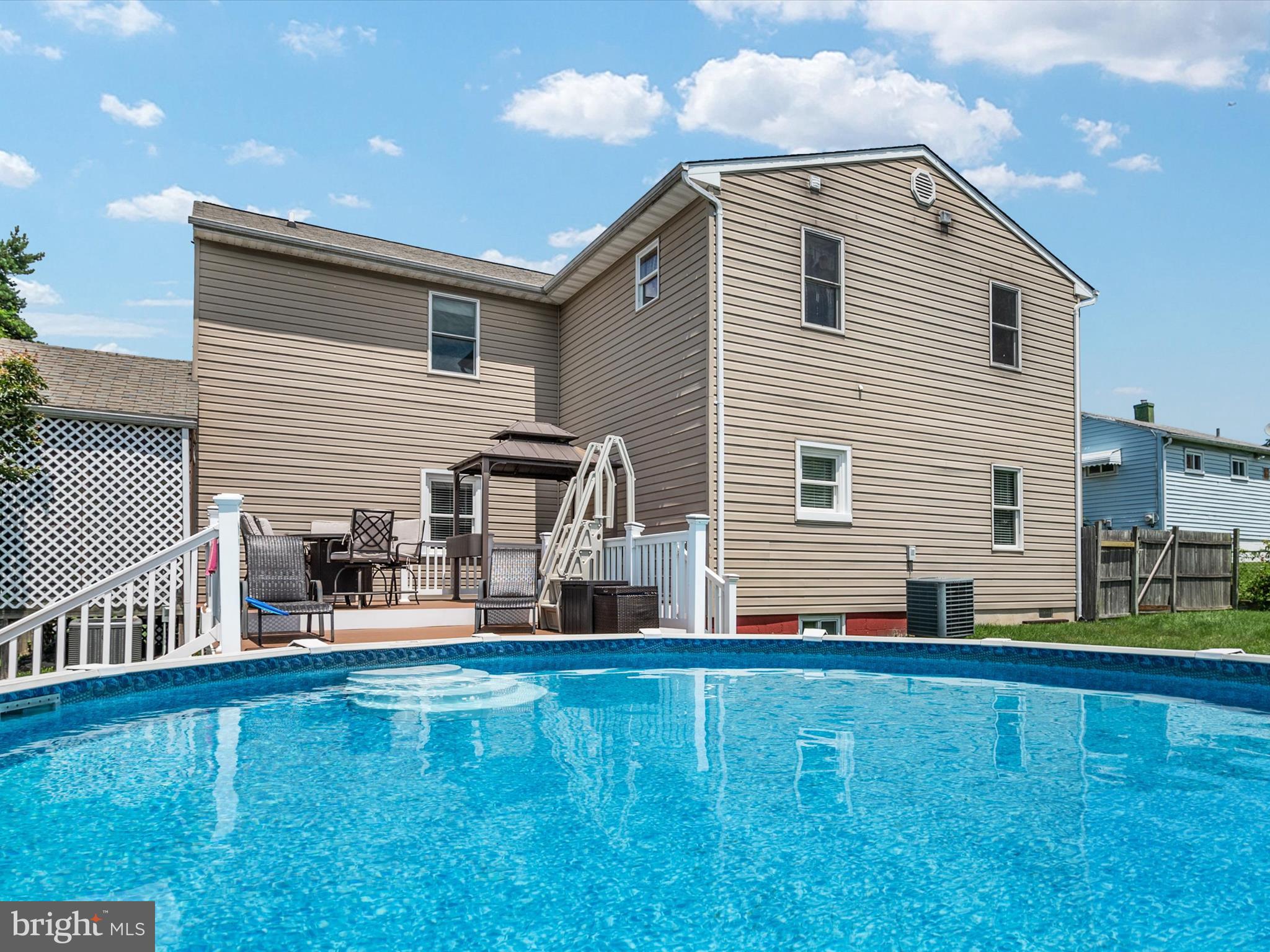 FERNDALE - Residential