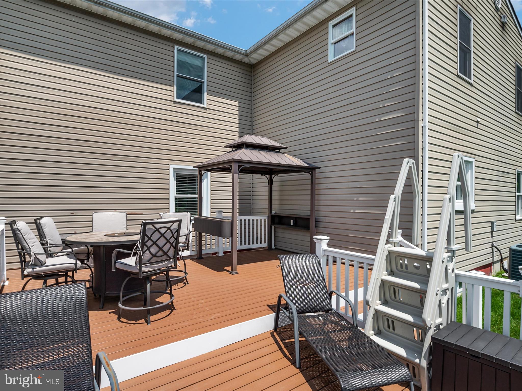 FERNDALE - Residential