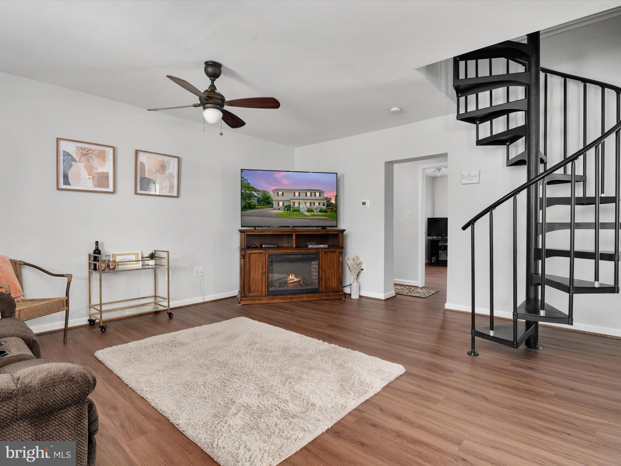 FERNDALE - Residential