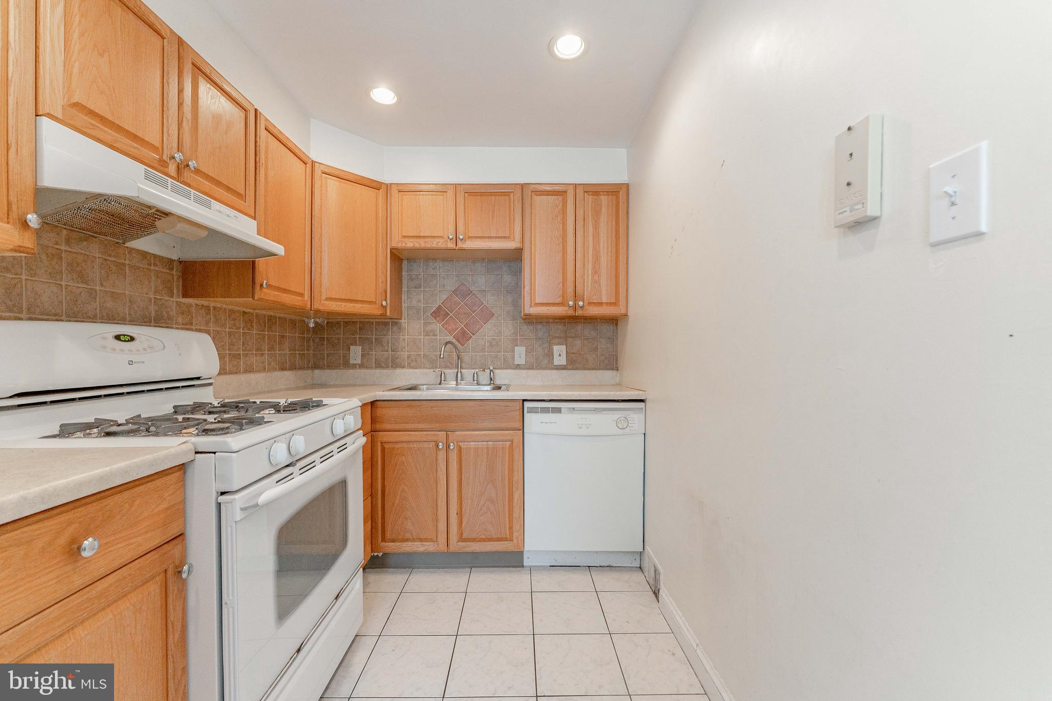 DREXEL PARK GARDEN - Residential