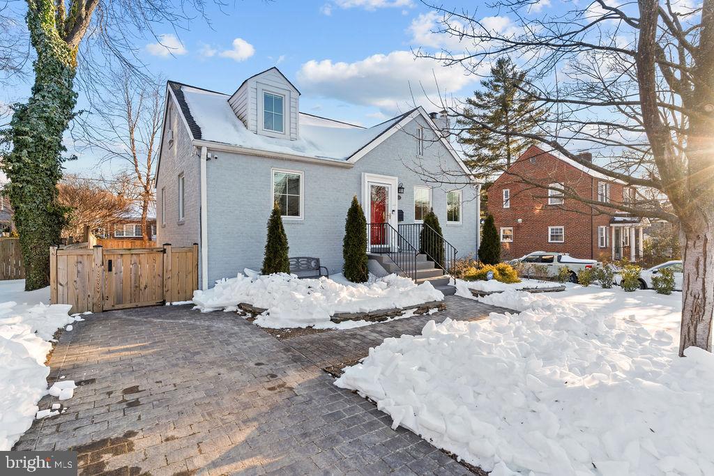 GARDEN CITY - Residential