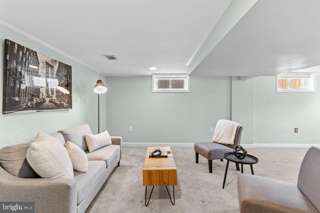 GARDEN CITY - Residential