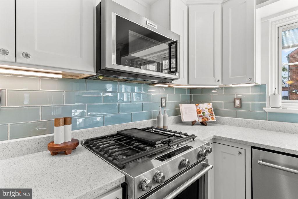 GARDEN CITY - Residential