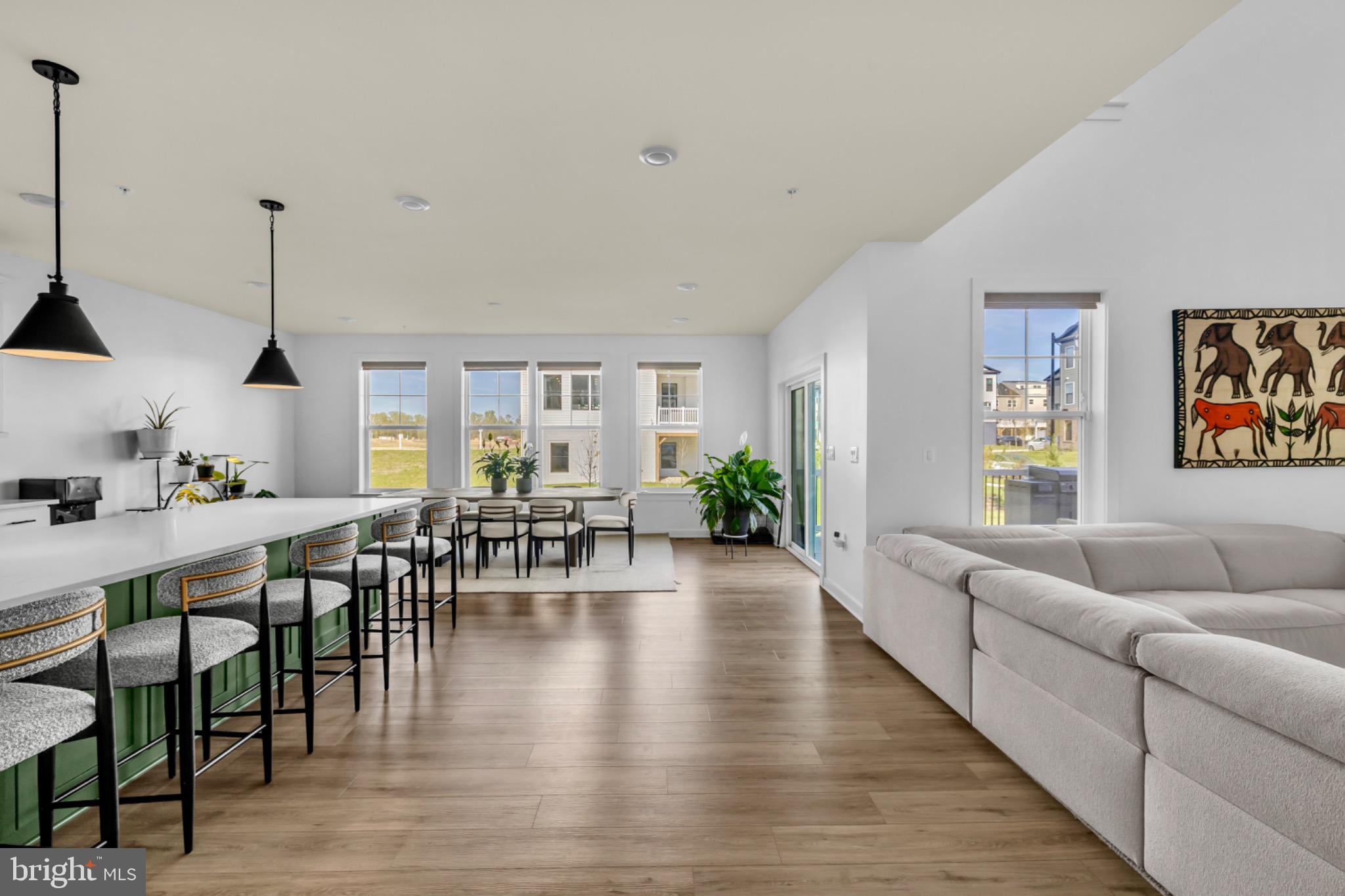 SOUTHLAKE - Residential