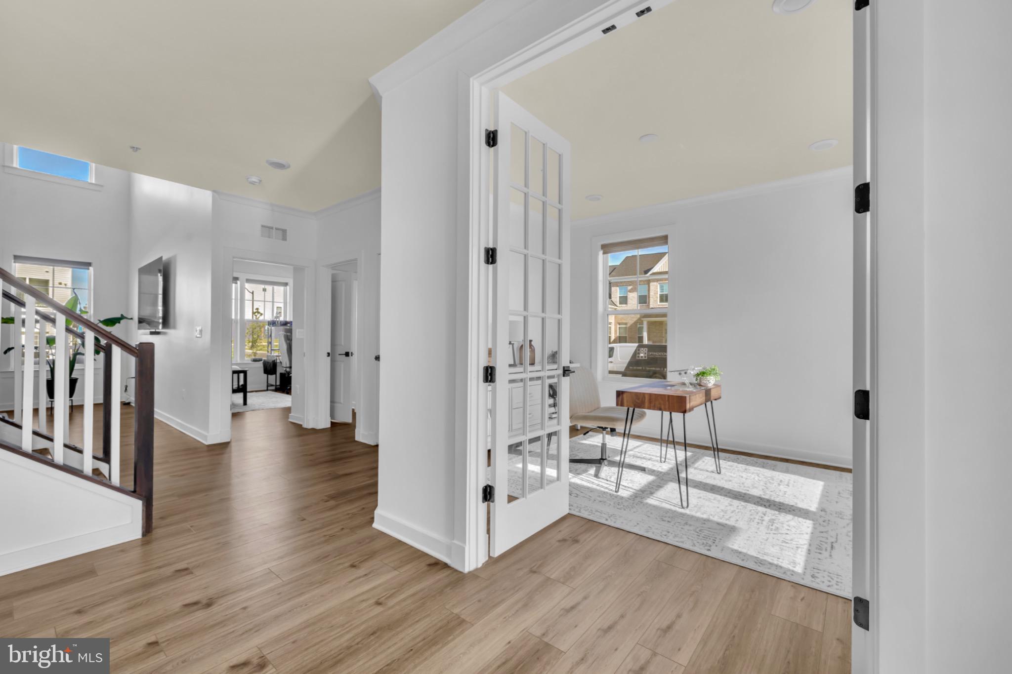 SOUTHLAKE - Residential