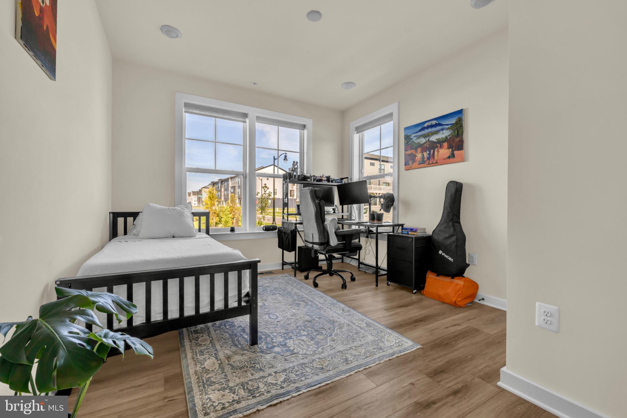 SOUTHLAKE - Residential