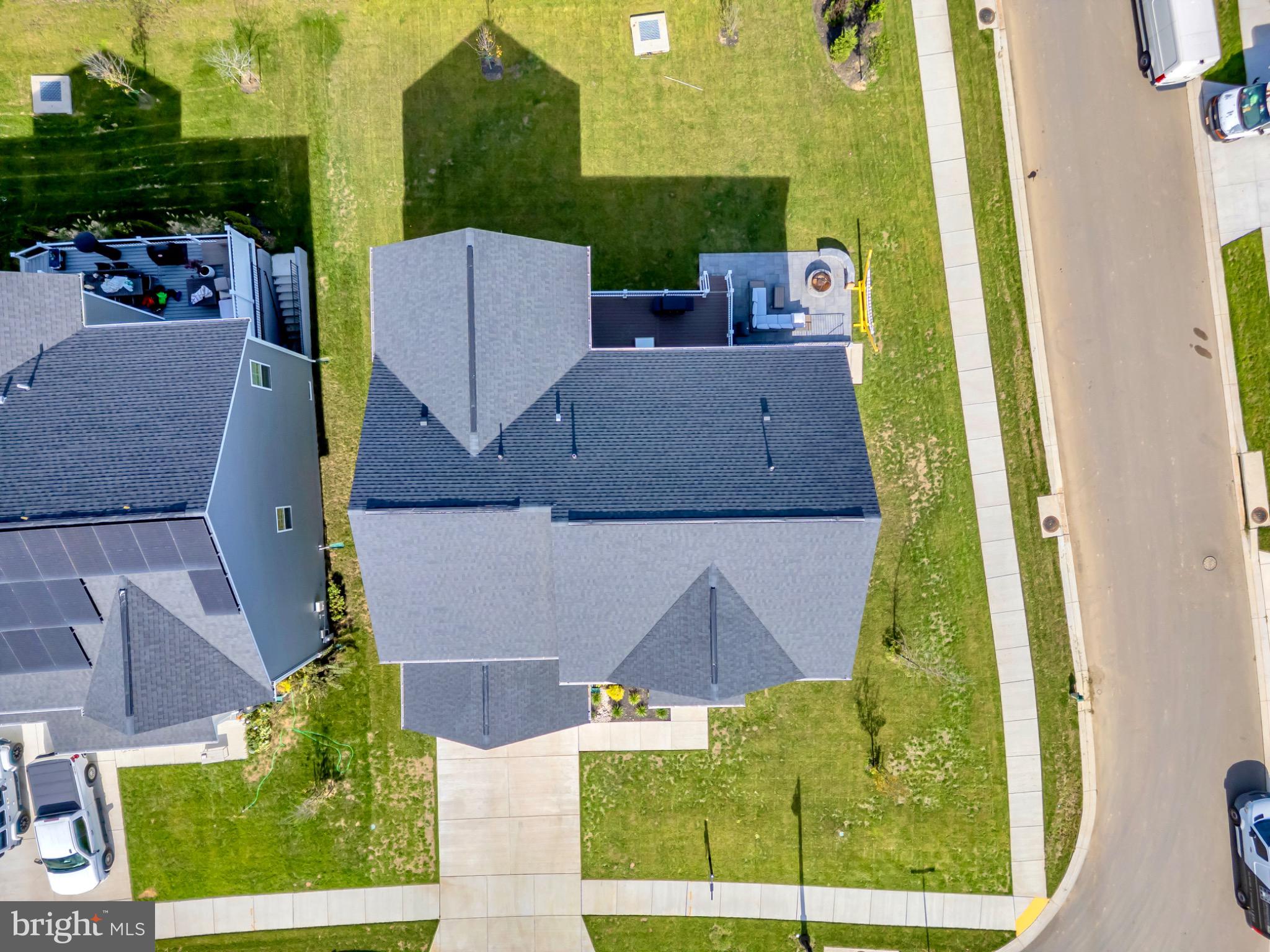 SOUTHLAKE - Residential