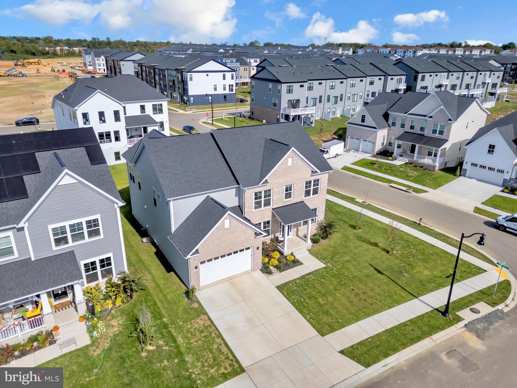 SOUTHLAKE - Residential