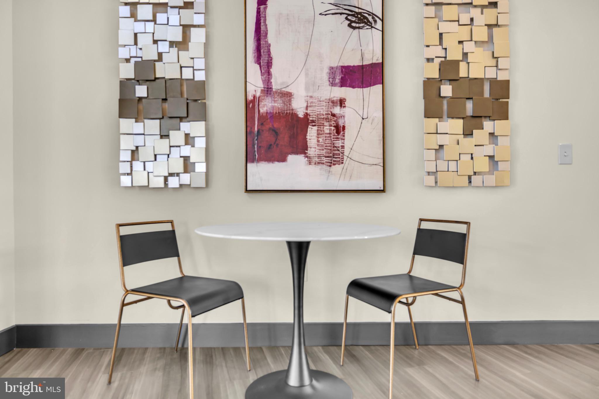 SOUTHLAKE - Residential