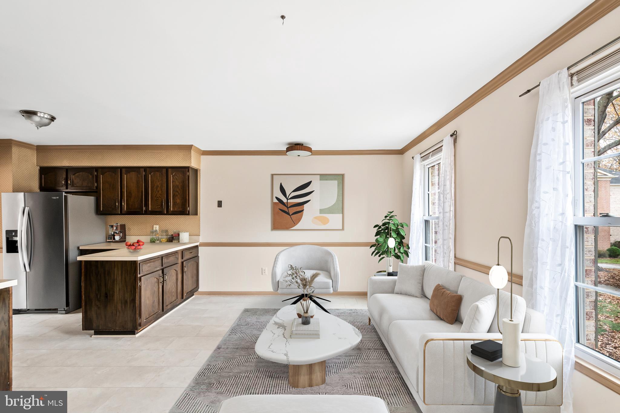 ORANGE HUNT SQUARE - Residential Lease