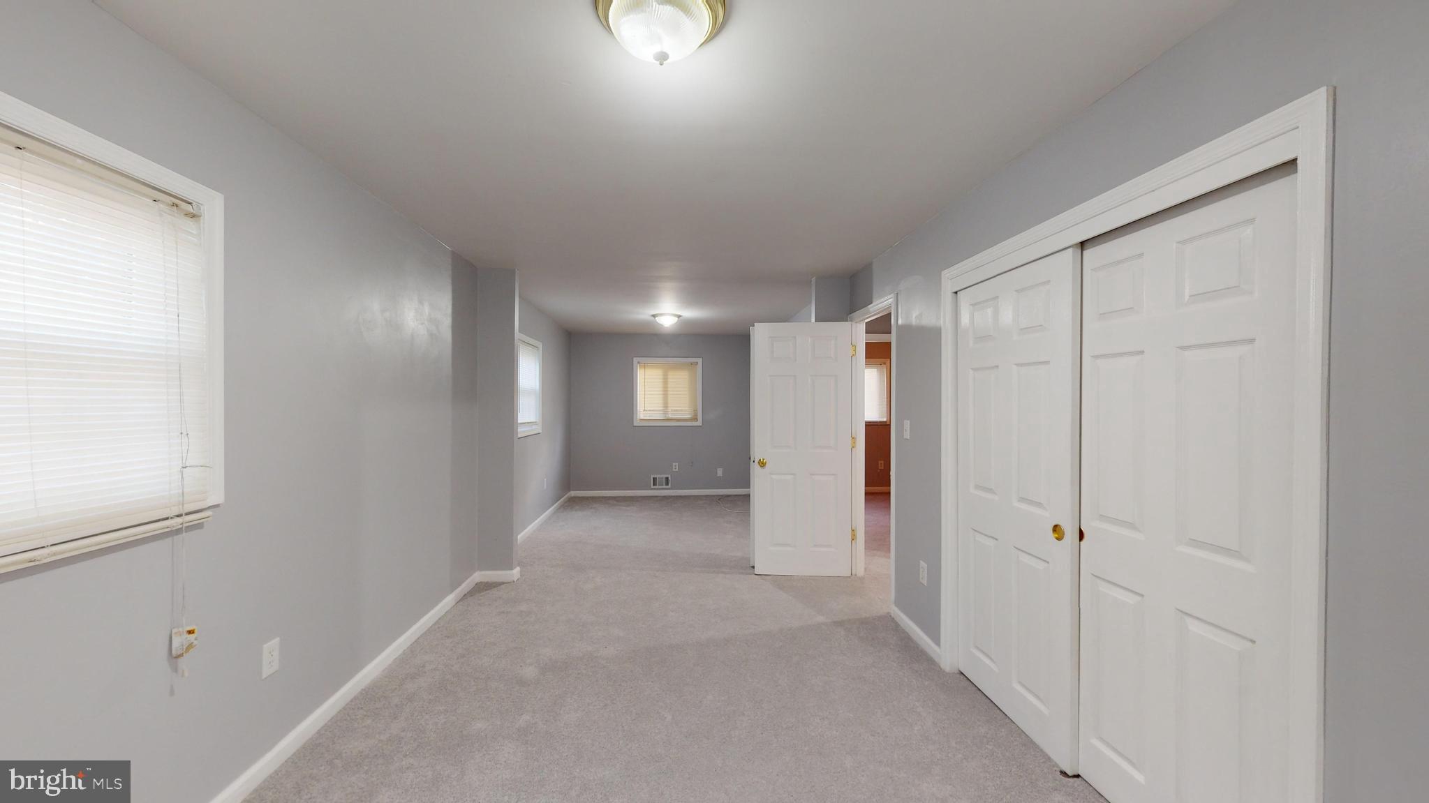 HOLLY SPRINGS - Residential