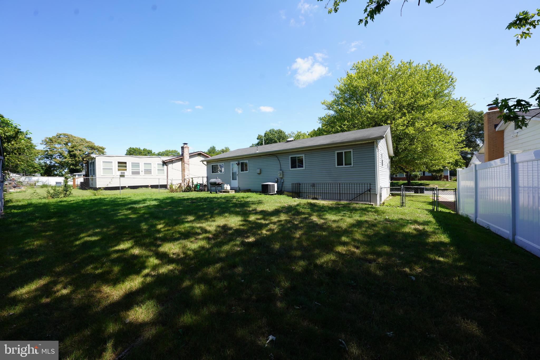 HOLLY SPRINGS - Residential