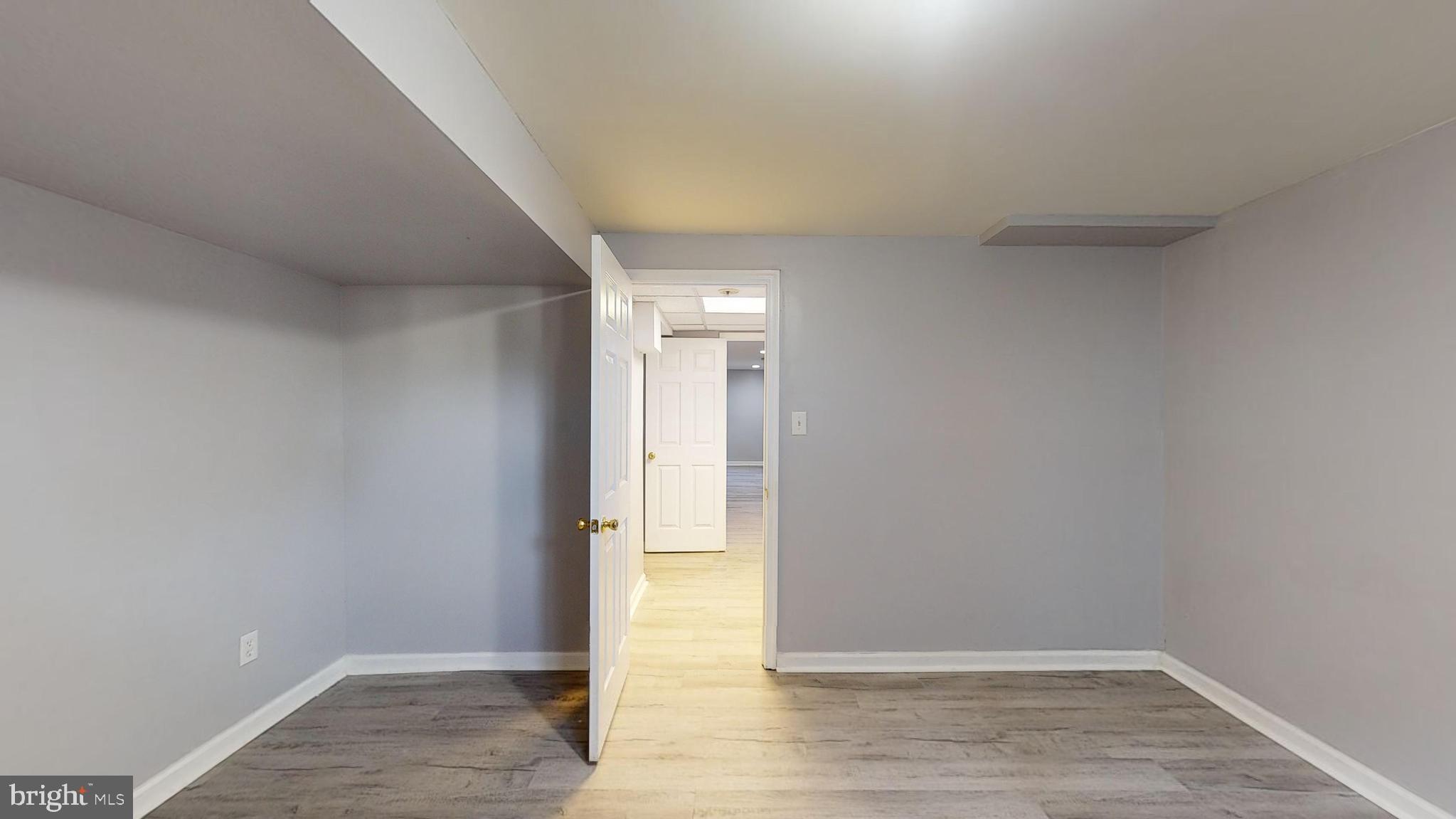 HOLLY SPRINGS - Residential