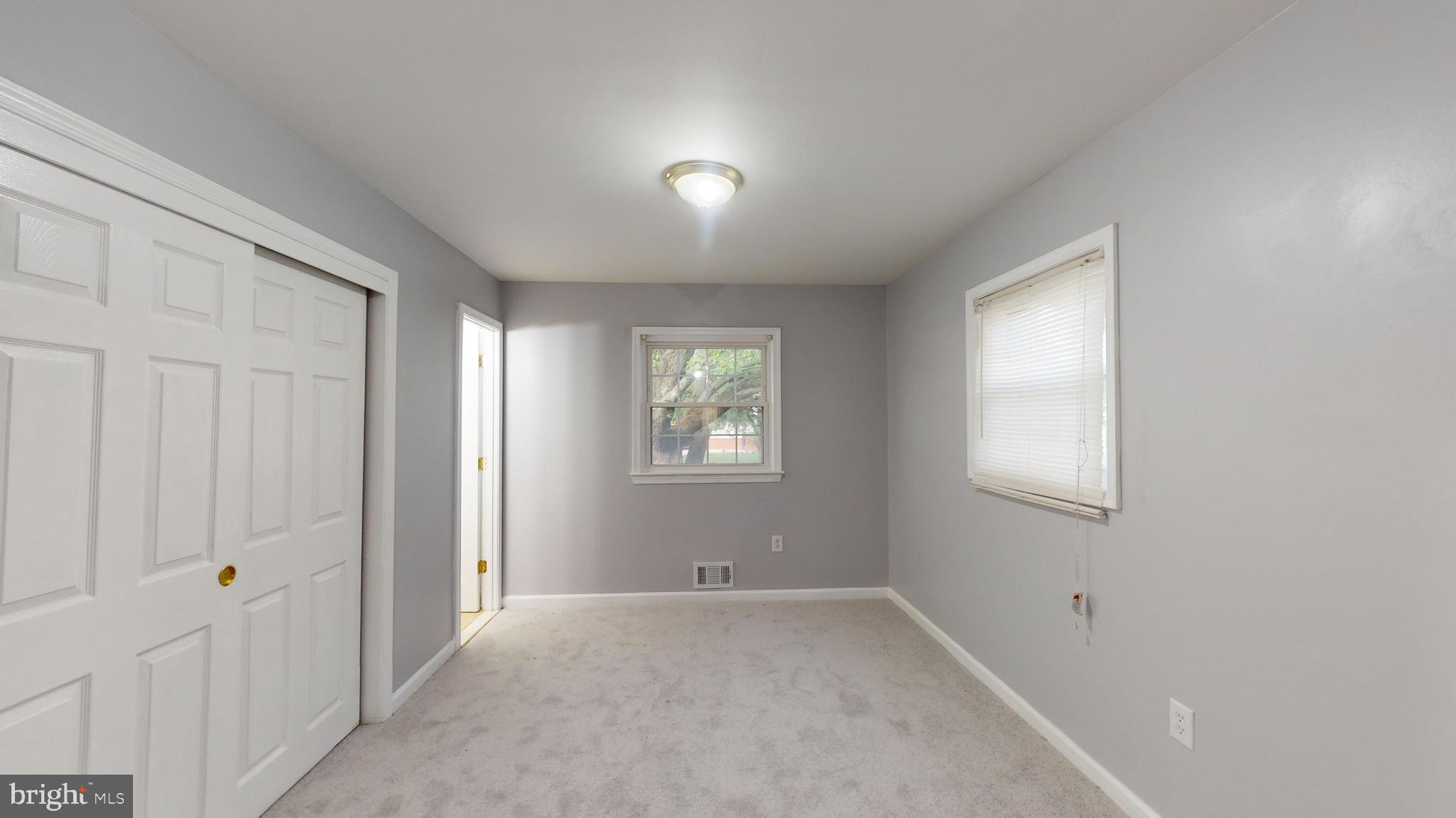 HOLLY SPRINGS - Residential