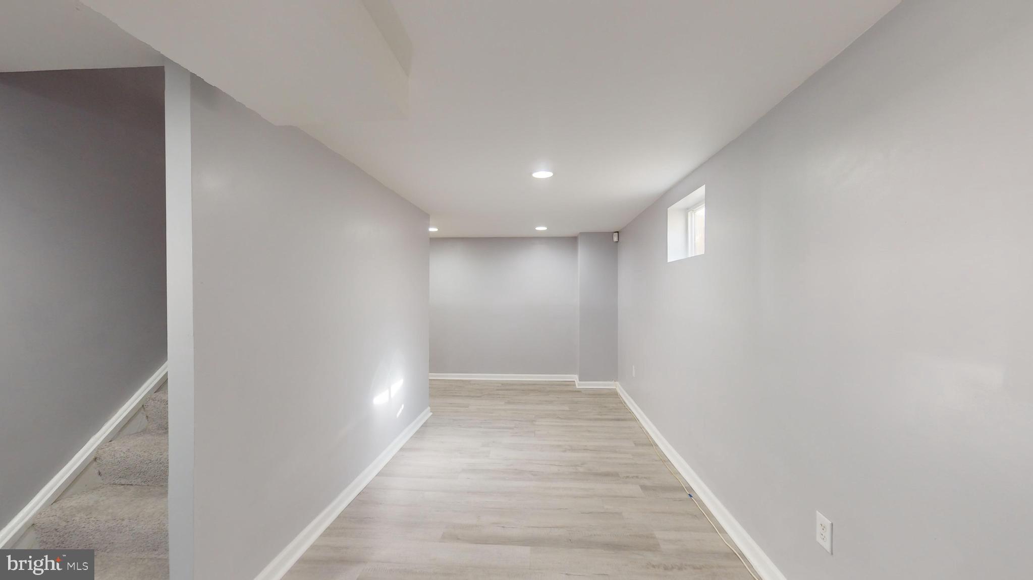 HOLLY SPRINGS - Residential