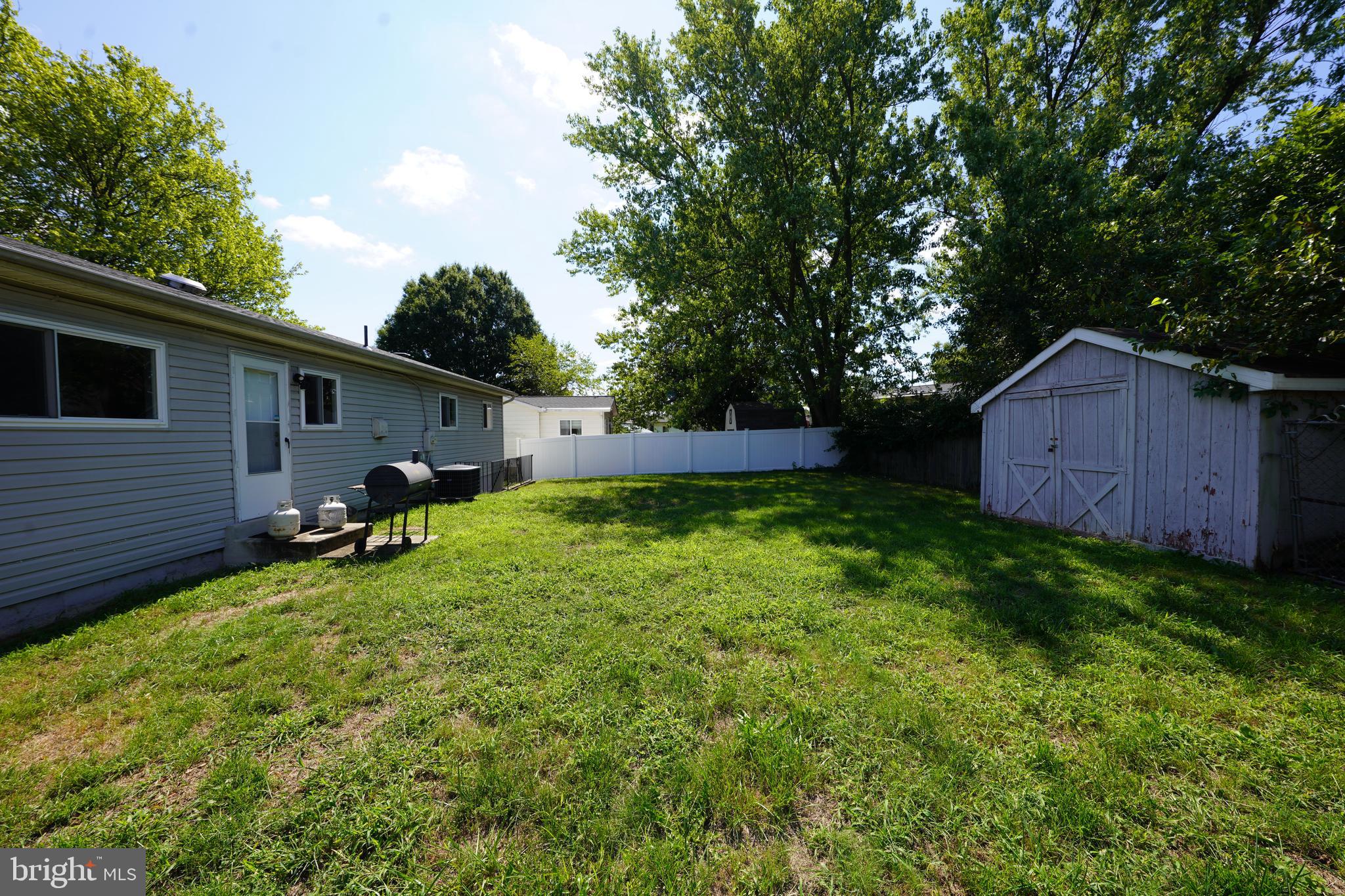 HOLLY SPRINGS - Residential