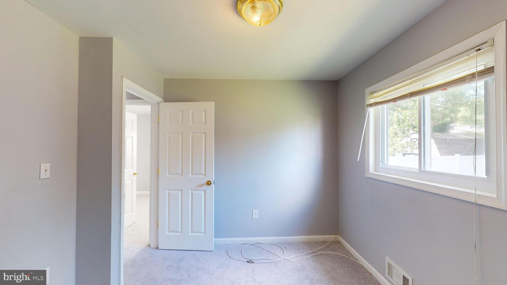 HOLLY SPRINGS - Residential