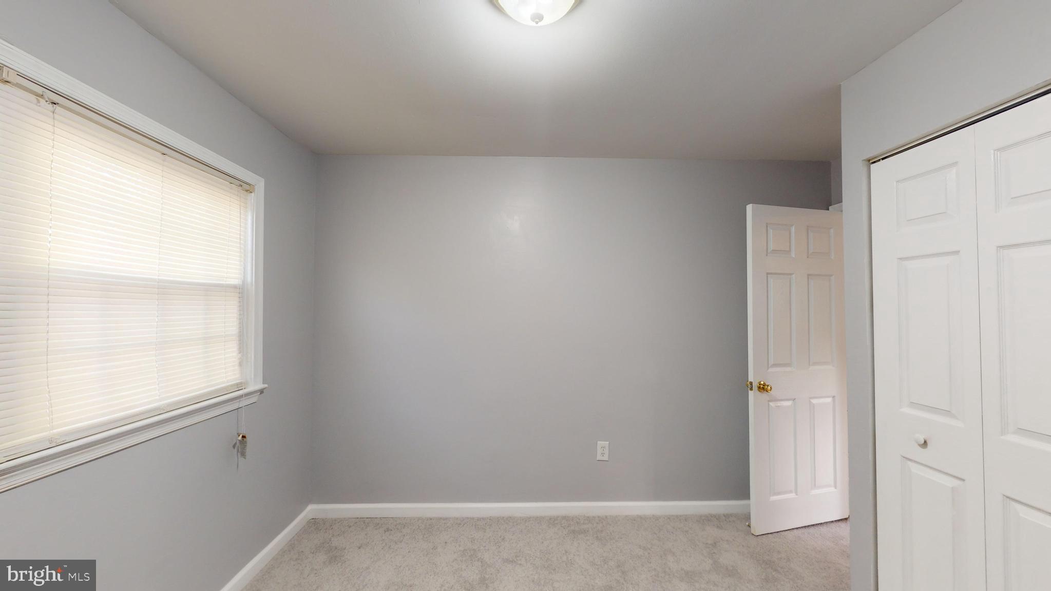 HOLLY SPRINGS - Residential