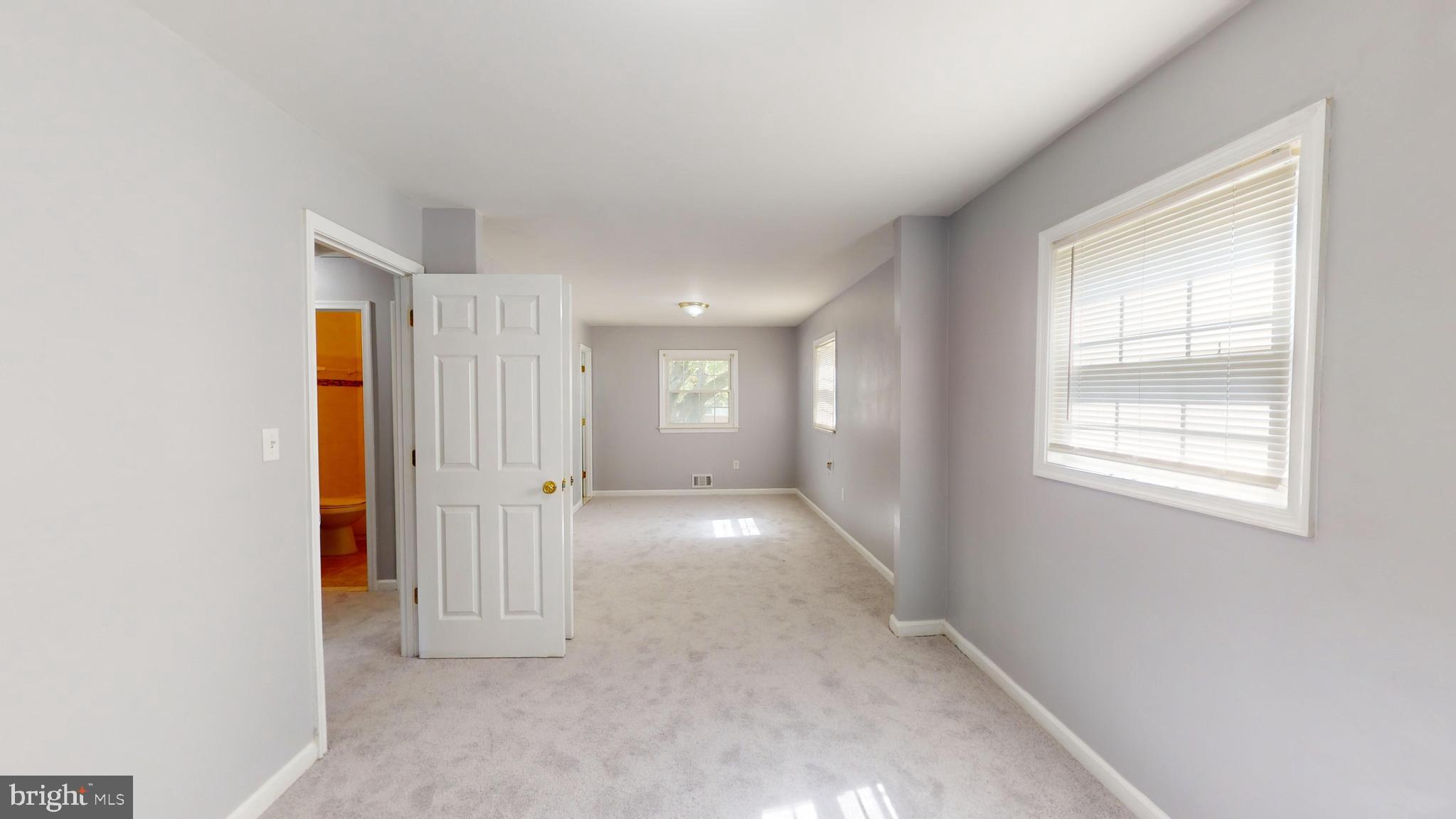 HOLLY SPRINGS - Residential