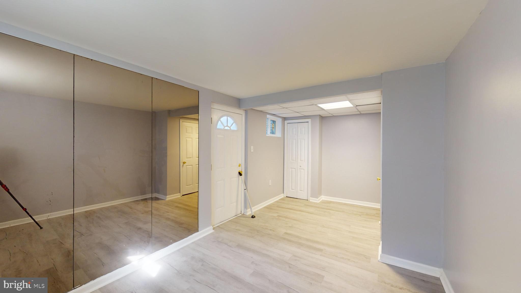 HOLLY SPRINGS - Residential