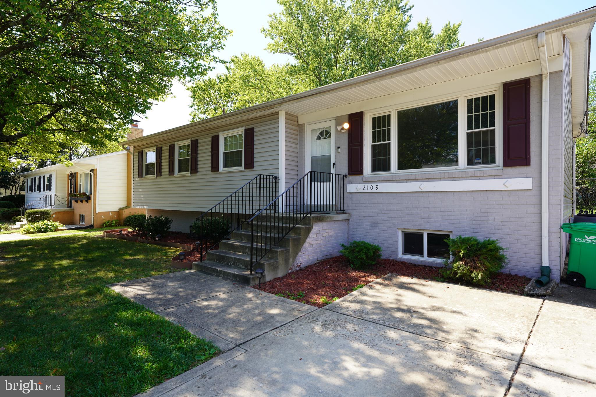 HOLLY SPRINGS - Residential