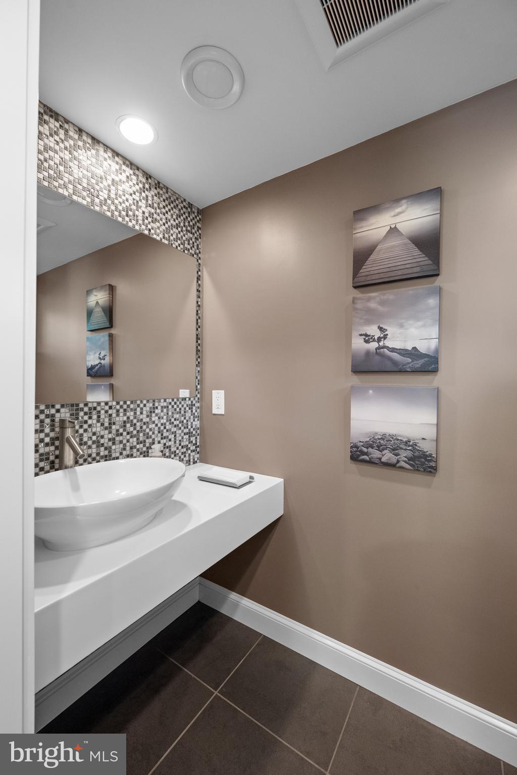 THE RESERVE - Residential