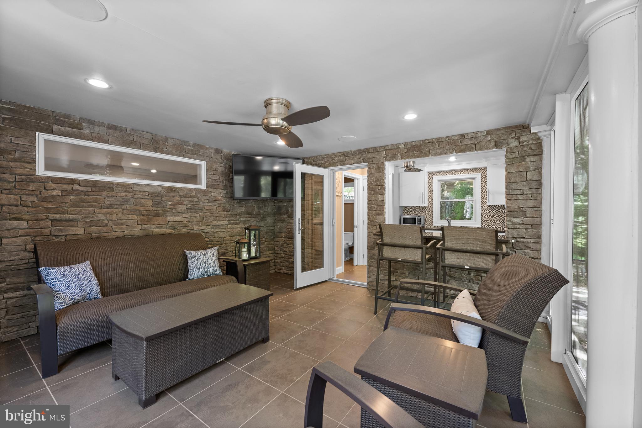 THE RESERVE - Residential