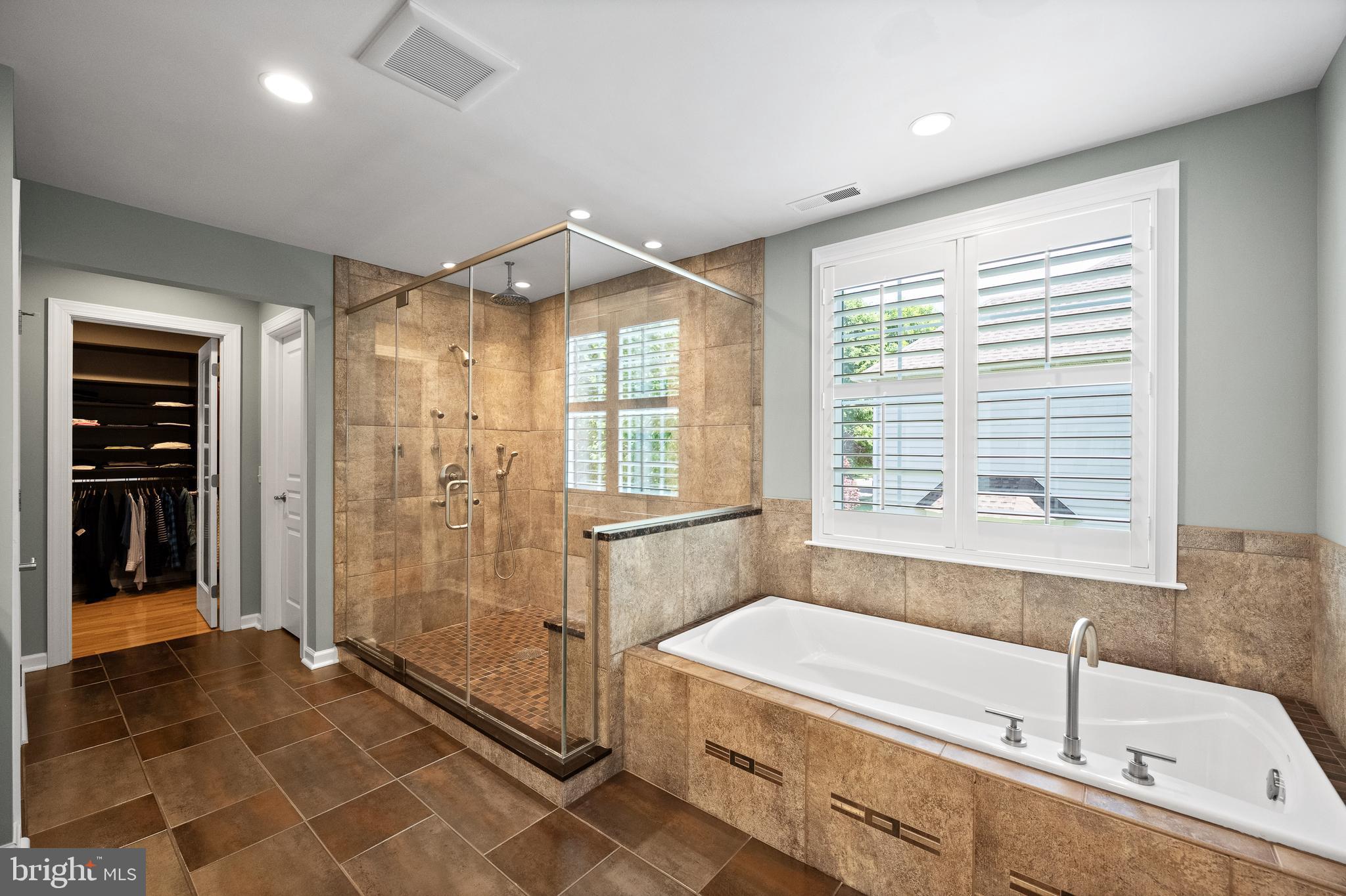 THE RESERVE - Residential