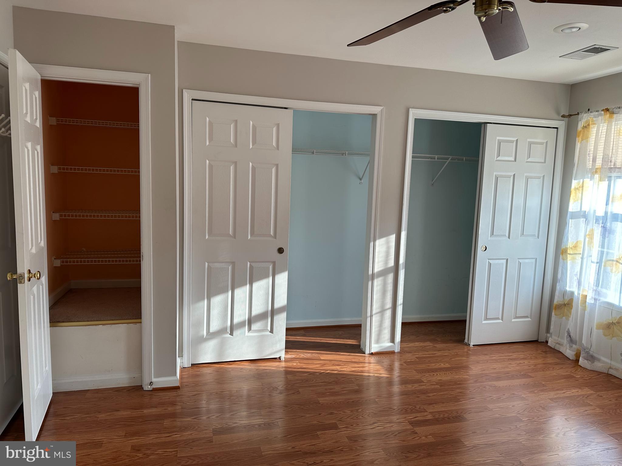 MCNAIR FARMS LANDBAY 11 - Residential Lease