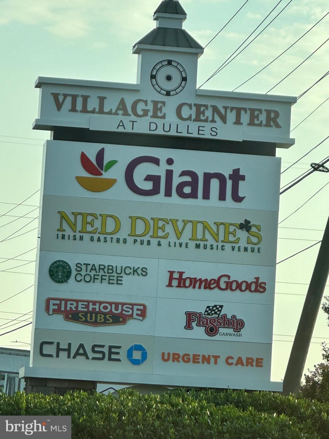 MCNAIR FARMS LANDBAY 11 - Residential Lease