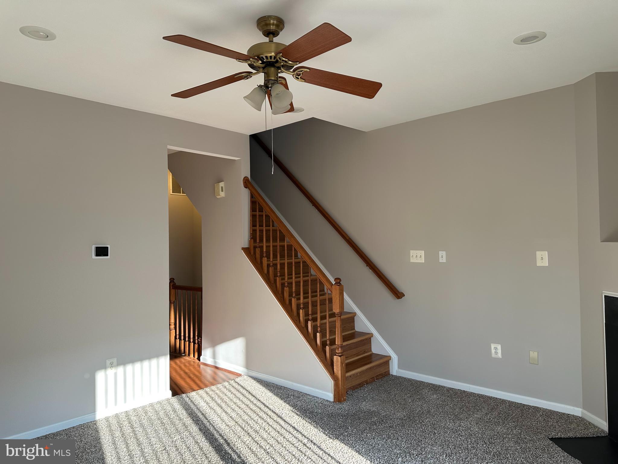 MCNAIR FARMS LANDBAY 11 - Residential Lease