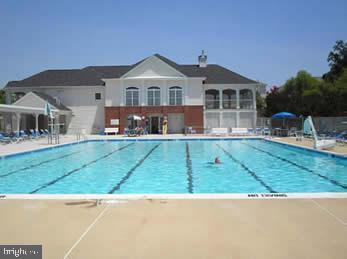 MCNAIR FARMS LANDBAY 11 - Residential Lease