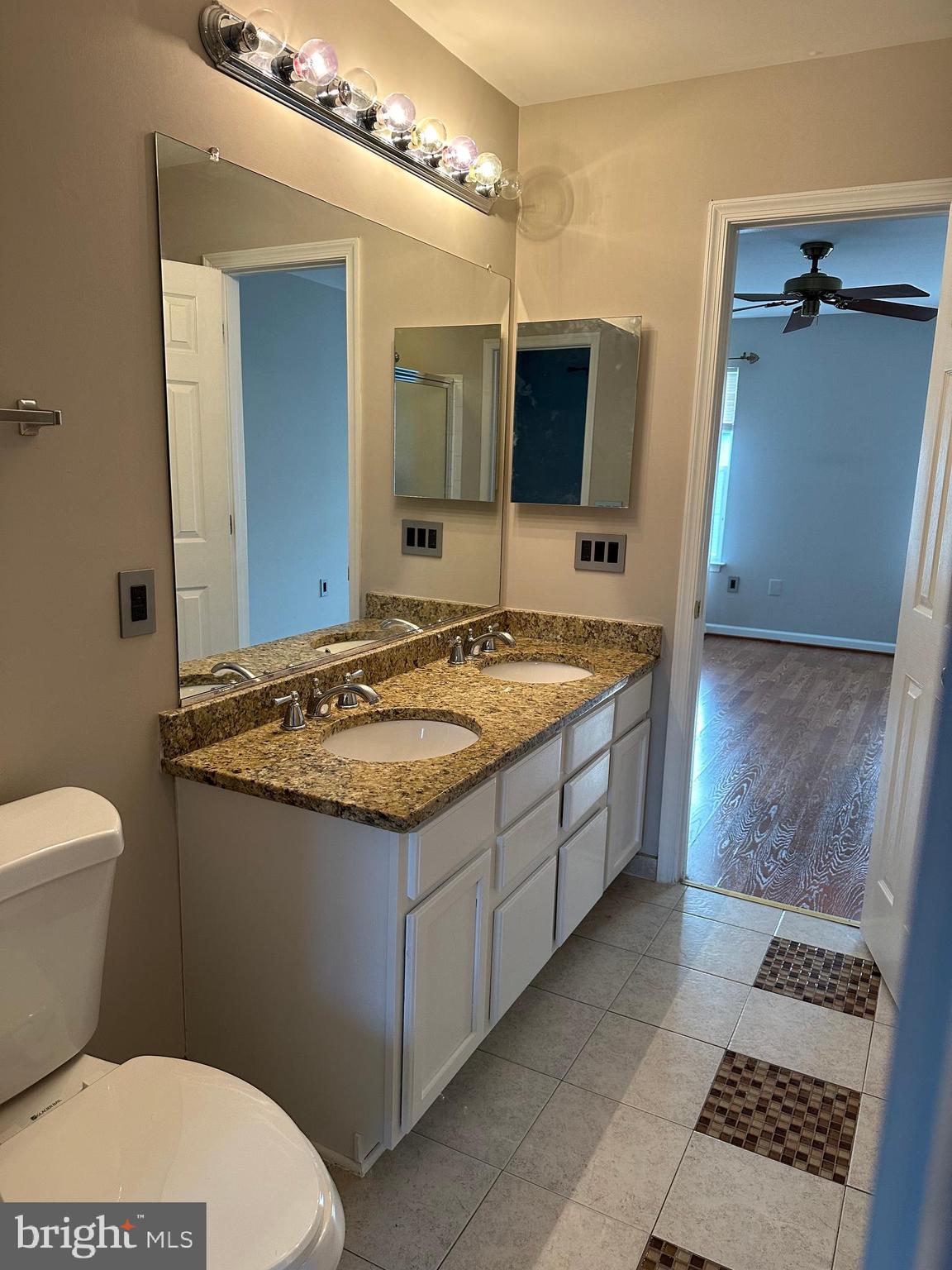 MCNAIR FARMS LANDBAY 11 - Residential Lease