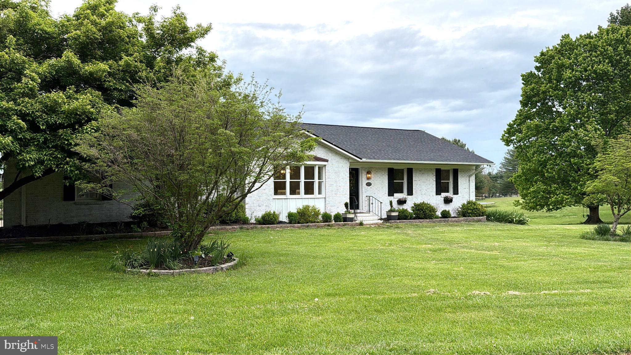 16045 HAMILTON STATION ROAD