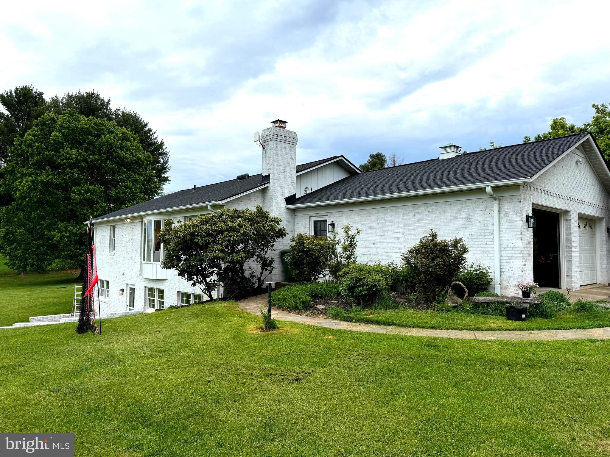 16045 HAMILTON STATION ROAD