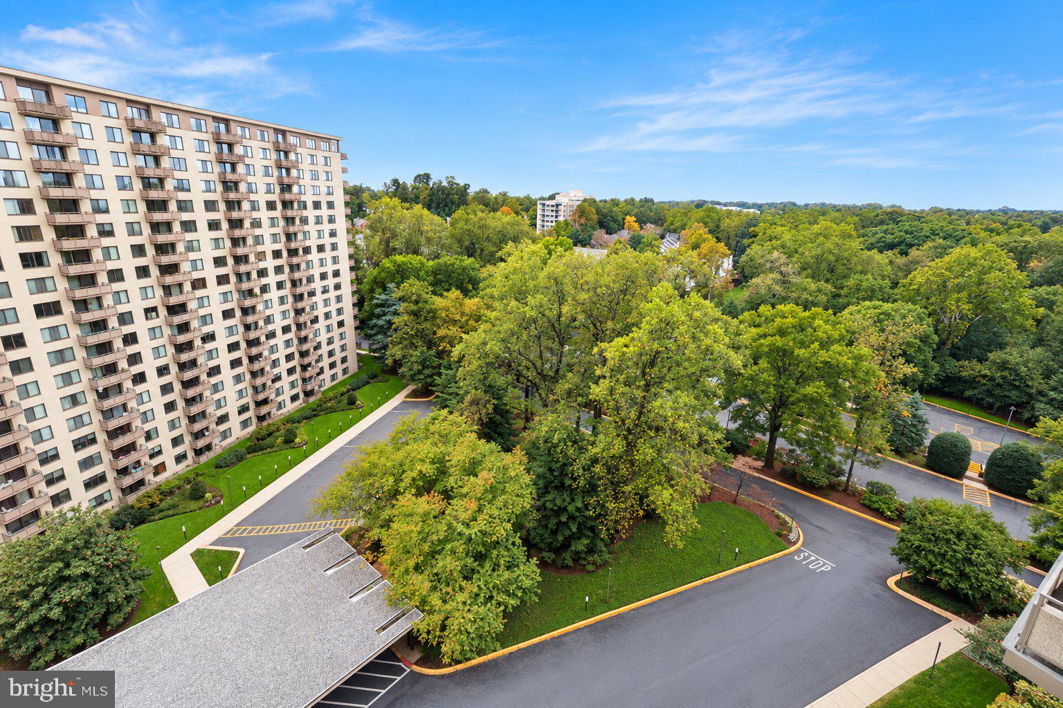 5225 POOKS HILL ROAD 1503N