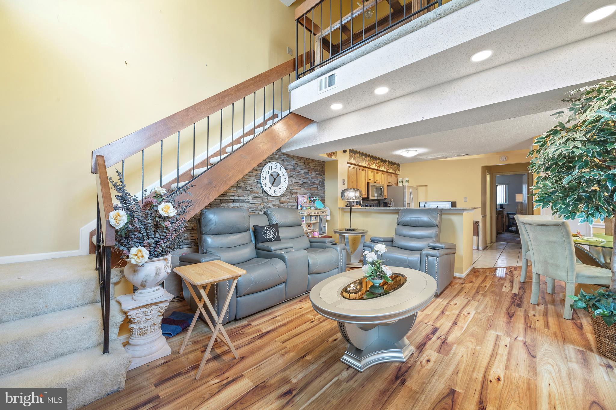 THE TIERS OF LAUREL LAKE - Residential