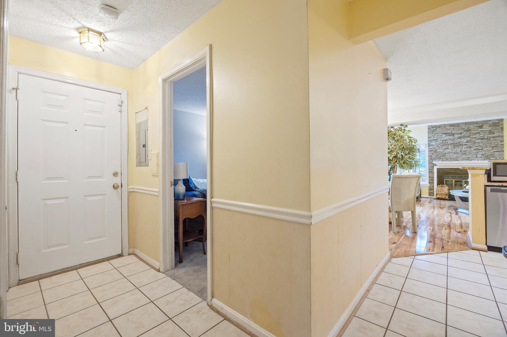 THE TIERS OF LAUREL LAKE - Residential