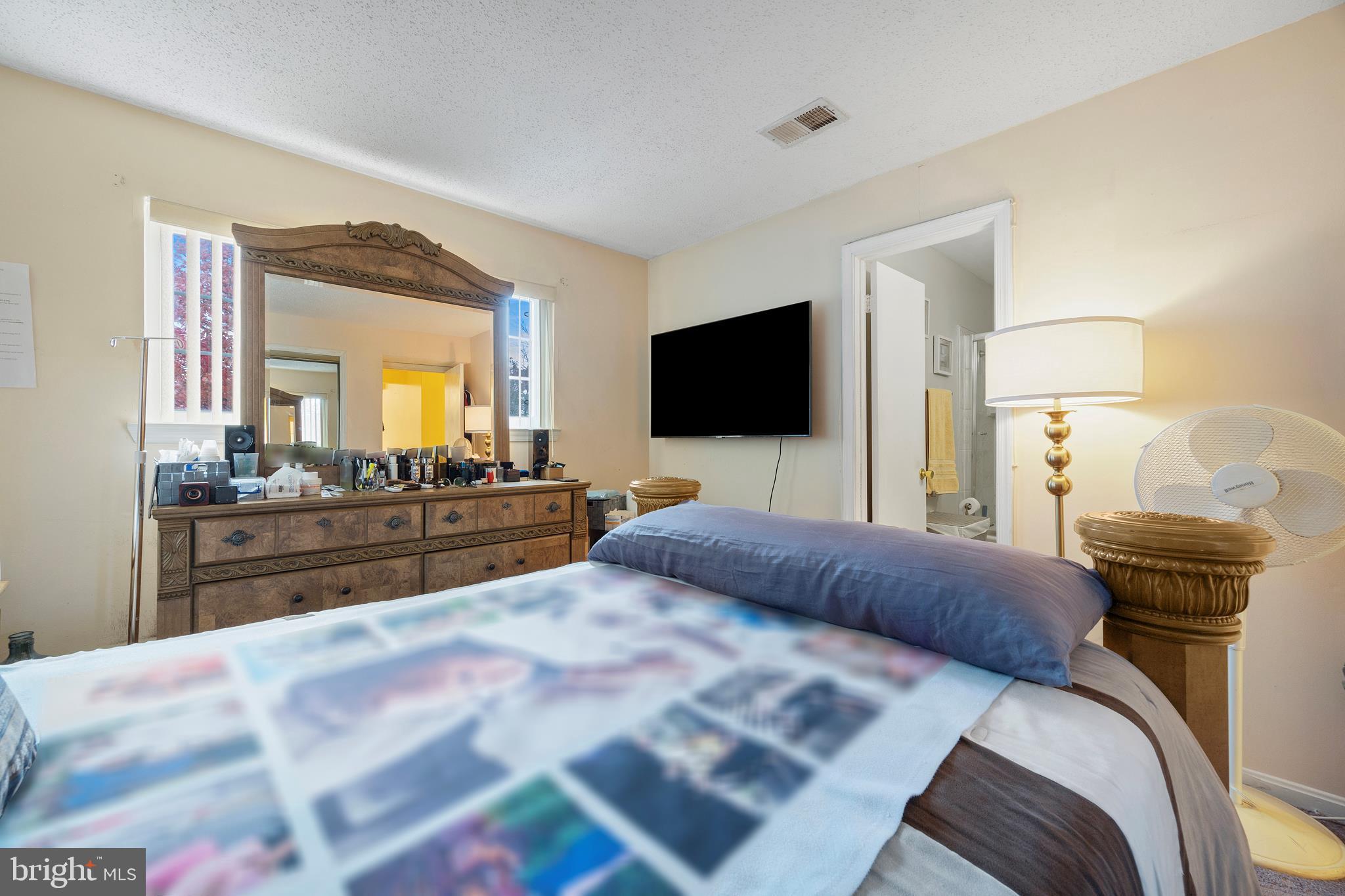 THE TIERS OF LAUREL LAKE - Residential