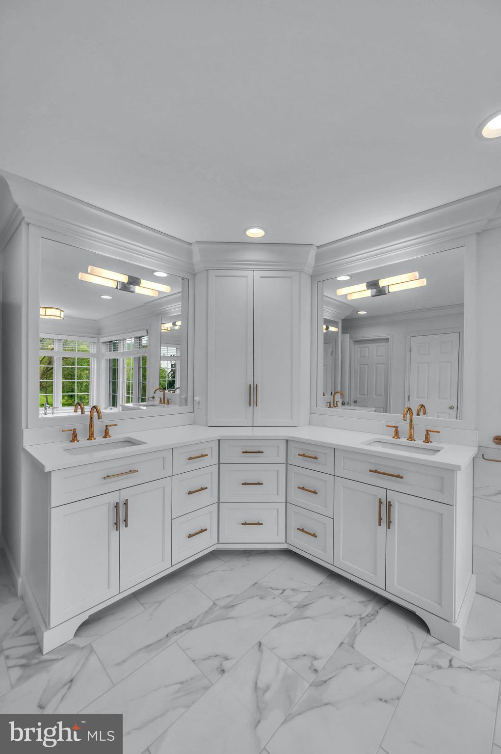 VALLEY CREEK FARM - Residential